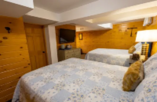 Guesthouse Cabin vacation rentals in Berkshire County