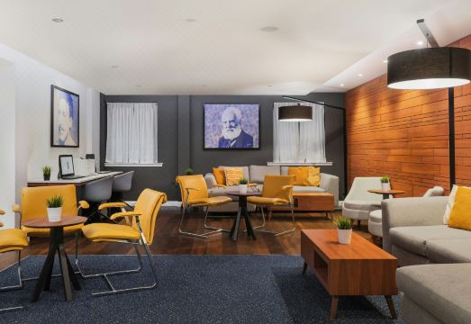 코트야드 글래스고 에어포트