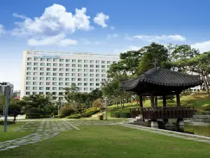 Hotel Hyundai by Lahan Ulsan