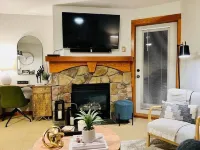 New! Eagle Springs Chalet