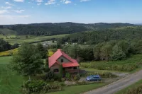 Cozy Cabin, Kid & Pet Friendly, Mountain Views, River Access, Kayak, Near Boone