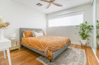 Entire Ocean View Shell Cove Mansion - Sleeps 16 guests 5 minute from the beach!