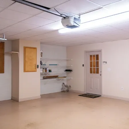 Beautiful 4-Bedroom Condo with WiFi, AC in Fabulous Florence Downtown Near Una