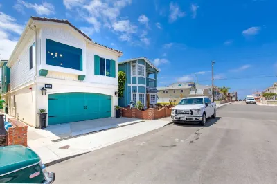 Amazing Beach House! Great Roof Deck. 1 block from beach-A/C-Garage Parking 엔바이론멘털 네이쳐 센터 주변 호텔