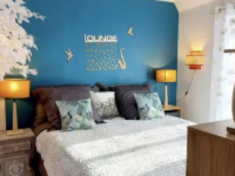 COUP de COEUR - Trés beau 2P avec grande Terrasse sur le PORT de ST Goustan Hotéis em Auray