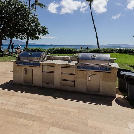 OCEANFRONT - TWO OCEANVIEW  bedrooms - 20 feet from water - Kanai a Nalu 401