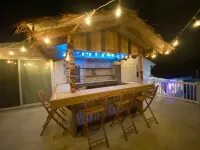 POOL, TIKI BAR, WATERFRONT  home, 8 LBI Beach passes in Mystic Island NJ