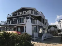 #PtownDreams Beachfront 1BR PH | Heart of Commercial St | Water Views | Parking