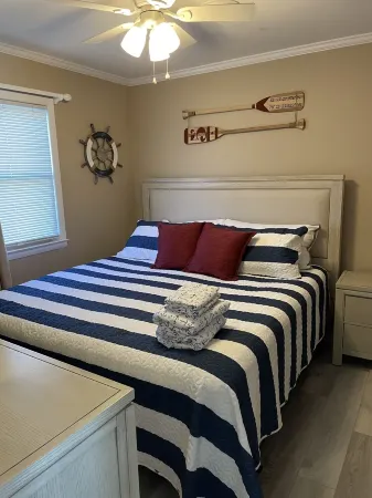 GREAT LOCATION-1st STREET CONDO WITH POOL