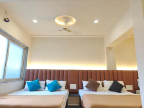 Central Lodge فنادق في كولهابور