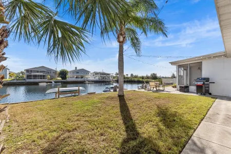 Waterfront - Private Fishing & Boating Dock - 4 Kayaks - Gulf of America Access Отели в г. Эрнандо-Бич