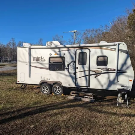 Cozy Glamping in Mentone, AL, Mini Lite RV