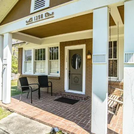 Belhaven Beauty 3Br/2BA Near Belhaven College & Med Center