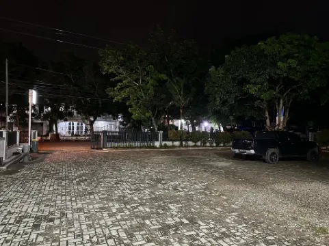 ZHOUSE HOTEL Отели в г. Банда Асех