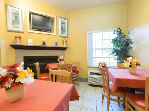 HomeTown Inn-Ringgold