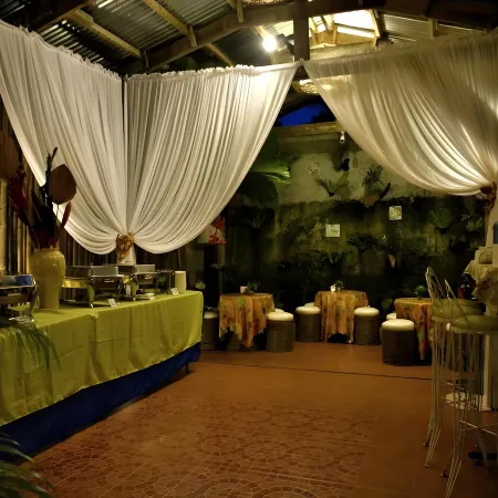 La Casa Roa Hostel