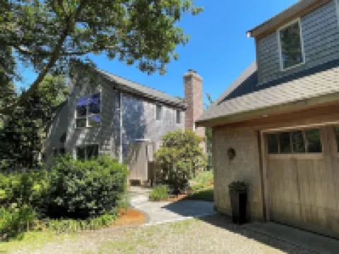 Chatham Cape Cod Retreat, near boat yards, Harding's Beach, Stage Harbor Light