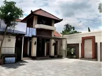 Griya Desa Hotel Hotell i Sariharjo