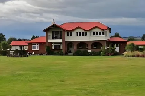 테 아나우 로지