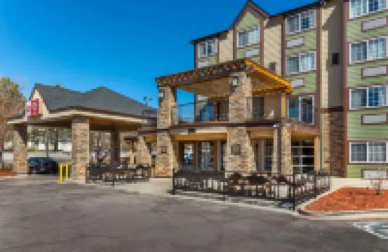 Best Western Plus Peak Vista Inn  Suites