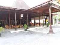 Ataya Hotel Hotels in Ngemplak