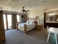 100 mile views! 6000 sq ft 4-bedroom house, salt pool in fabulous Fountain Hills Hotels near St Bernard of Clairvaux Catholic Church