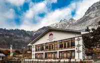 Mount Bayul Shangri-La Resort Hotels in North Sikkim