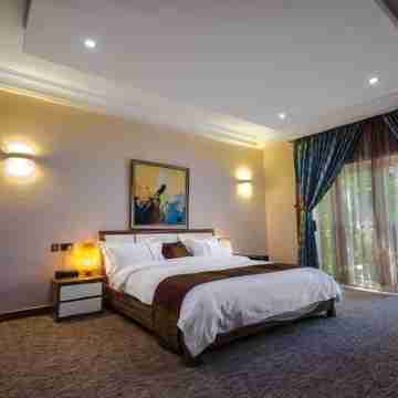 Tavern Luxury Hotel and Suites Ltd Rooms