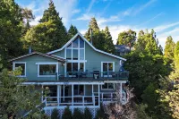 Lake Access, Game Room, Firepit, 3 Decks w/ Views Lakeview Ridge by Avantstay