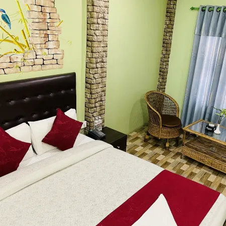 Hotel Happy Home