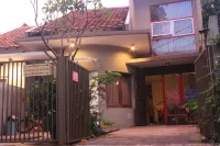 Buton Backpacker Lodge Hotel a 