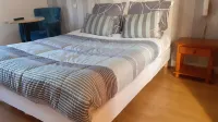 Hôtel des Couronnes Châteaudun فنادق في Bonneval