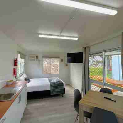Mandurah Coastal Holiday Park Rooms