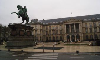 Hôtel 1er Consul Rouen