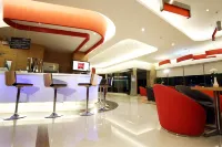 Ibis Balikpapan - bar