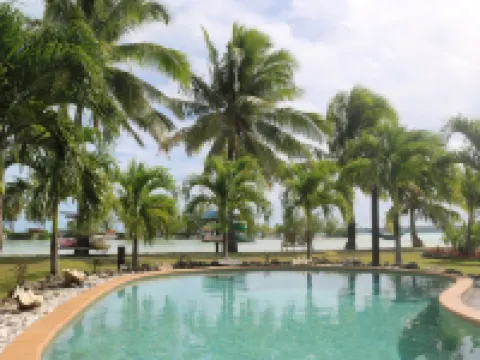 ランジヌイズ リトリート アイツタキ島のホテル