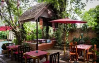 Joy's House & Tour Hotel a San Phi Suea