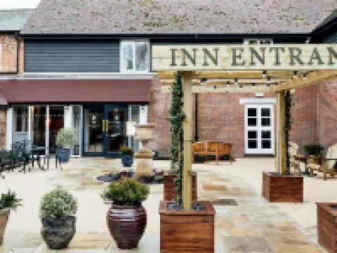 The Wellington Arms โรงแรมในHook