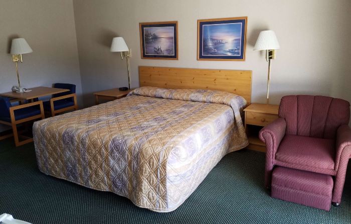Knights Inn Franklin, PA