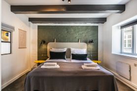 The Churchill Penthouse by Daniel&Jacob's