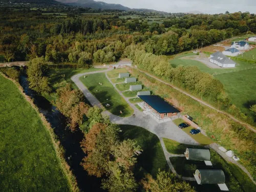 Comeragh Pods Hotels in Municipal District of Comeragh