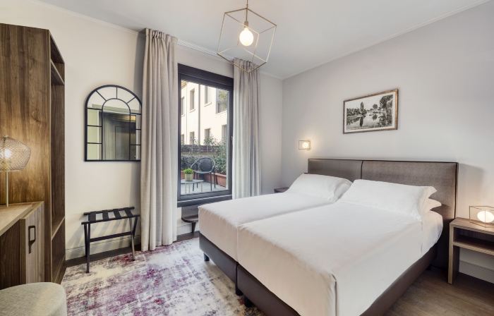 Porta Altinia Suites