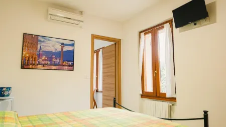 La Casa di Nonna Agnese - Italian Homing Отели в г. Padenghe sul Garda