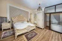 ZiRa Residence - Authentic Rooms in Old Town