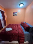 Fidelia Room G Minutes from Newark Liberty International Airport and Newark Penn Station