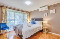 Stayau Cozy Family Comfort Vibrant Wifi 5BRM Glen - Homestays
