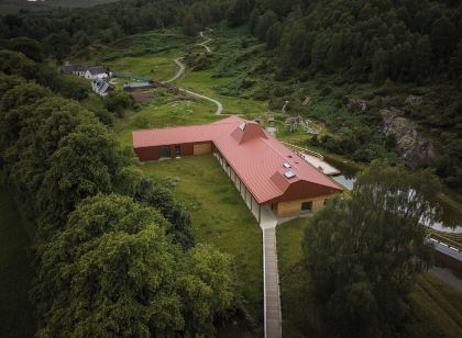 安斯皮里斯在鄧德雷根野生中心的住宿