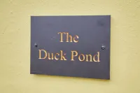 Host & Stay - the Duck Pond - balcony