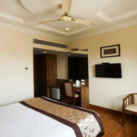 Wingston A TreeHouse Hotel, Mathura