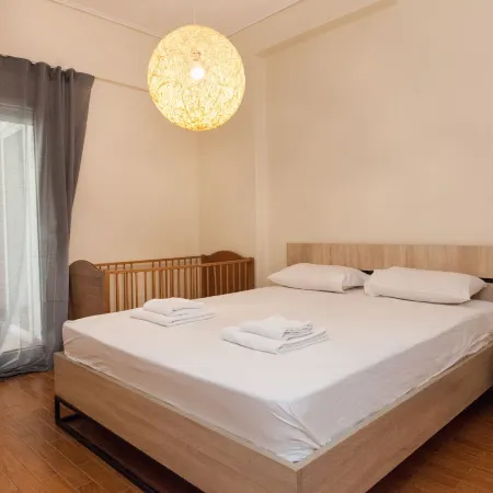 Luxury Pireas Stay New 2Br Urban Escape